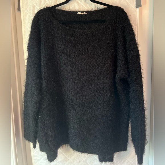 LIKE NEW Easel Fuzzy Tunic Sweater - Picture 4 of 8